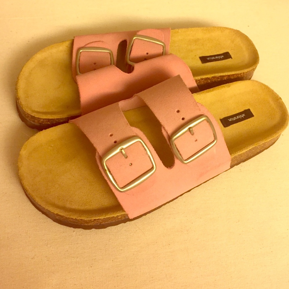 Light pink buckle sandals